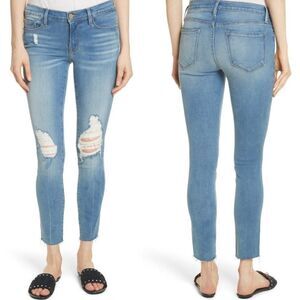 FRAME | Le Skinny De Jeanne Distressed Skinny Jeans in Stanwell